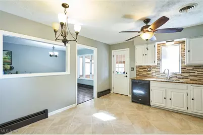 8585 Carmichael Drive, Chesterland, OH 44026 - Photo 17