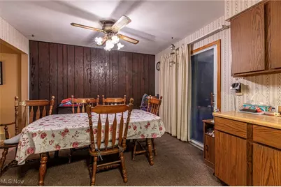 34152 Oak Knoll Street, Eastlake, OH 44095 - Photo 9