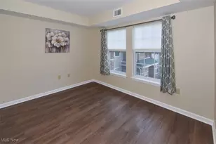 23002 Chandlers Ln, Olmsted Falls, OH 44138 - Photo 13