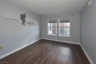 23002 Chandlers Ln, Olmsted Falls, OH 44138 - Photo 15