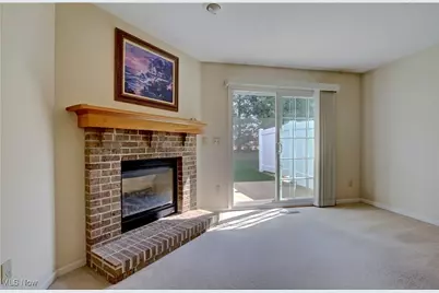 327 Breckenridge Oval, Elyria, OH 44035 - Photo 7