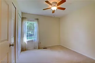 327 Breckenridge Ovl, Elyria, OH 44035 - Photo 21