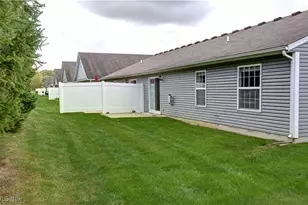 327 Breckenridge Ovl, Elyria, OH 44035 - Photo 27