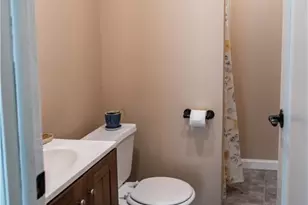 5109 W Elmwood Ave, Austintown, OH 44515 - Photo 13