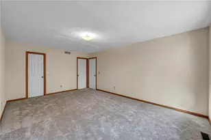 9840 Johnnycake Ridge Rd, Mentor, OH 44060 - Photo 13