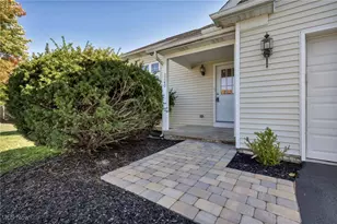 9840 Johnnycake Ridge Rd, Mentor, OH 44060 - Photo 21