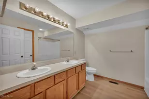 9840 Johnnycake Ridge Rd, Mentor, OH 44060 - Photo 15