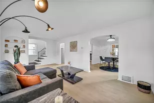 17008 Throckley Ave, Loveland, OH 44128 - Photo 11