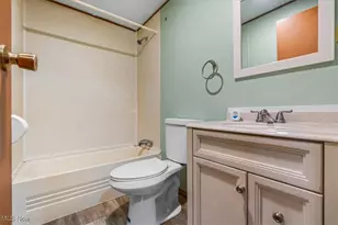 13533 Emerson Ave, Williamstown, WV 26187 - Photo 19