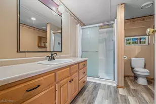 13533 Emerson Ave, Williamstown, WV 26187 - Photo 15