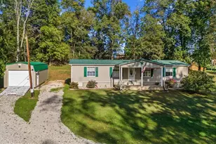 13533 Emerson Ave, Williamstown, WV 26187 - Photo 3