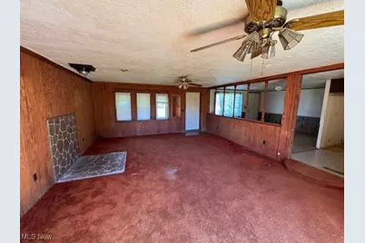 14895 Gar Highway, Chardon, OH 44024 - Photo 5