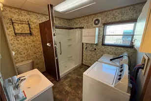 621 Newport Ave, Uhrichsville, OH 44683 - Photo 21