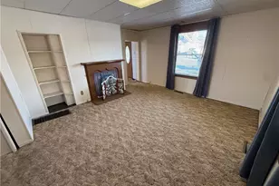 621 Newport Ave, Uhrichsville, OH 44683 - Photo 25