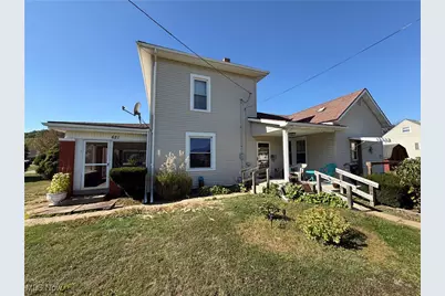 621 Newport Avenue, Uhrichsville, OH 44683 - Photo 7