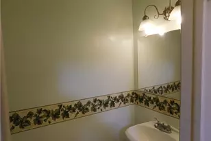 8180 Deepwood Blvd, Mentor, OH 44060 - Photo 9