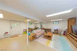 9770 Wrenwood Dr, Kirtland, OH 44094 - Photo 23