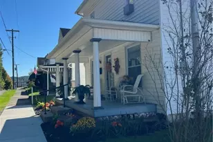 346 N Bridge St, Newcomerstown, OH 43832 - Photo 3