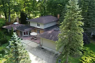 17571 Merry Oaks Trail, Bainbridge, OH 44023 - Photo 3