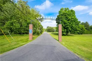 8177 S Cleveland Massillon Rd, Clinton, OH 44216 - Photo 9