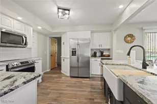 218 Moreland Dr, Canfield, OH 44406 - Photo 5