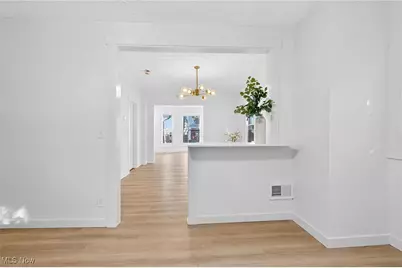 2066 W 105th Street, Loveland, OH 44102 - Photo 9