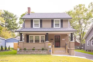 693 Roslyn Ave, Akron, OH 44320 - Photo 1