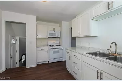 17710 Crestland Road, Loveland, OH 44119 - Photo 11