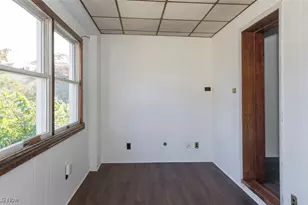 17710 Crestland Rd, Loveland, OH 44119 - Photo 7