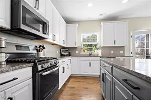 12115 Detroit Ave, Oakwood, OH 44107 - Photo 5