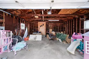 1633 Wakefield Ave, Youngstown, OH 44514 - Photo 29