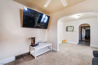 1633 Wakefield Avenue, Youngstown, OH 44514 - Photo 11