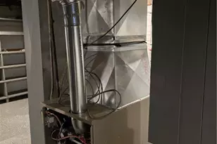 598 Cassius Ave, Youngstown, OH 44505 - Photo 15