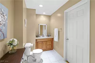 915 Cimarron Ovl, Aurora, OH 44202 - Photo 37