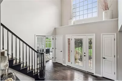 175 Hahns Way, Wadsworth, OH 44281 - Photo 3