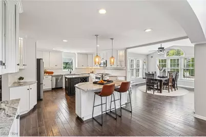 175 Hahns Way, Wadsworth, OH 44281 - Photo 7