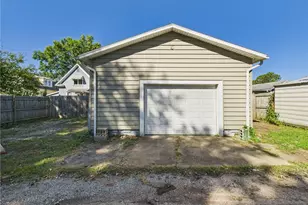2316 Clement Ave, Parkersburg, WV 26101 - Photo 13