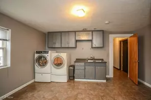 241 Myrtle St, Ravenna, OH 44266 - Photo 33