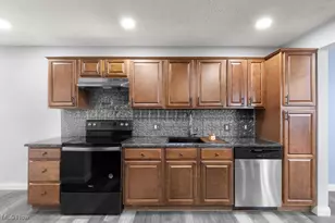 139 Patterson Rd, Weirton, WV 26062 - Photo 13