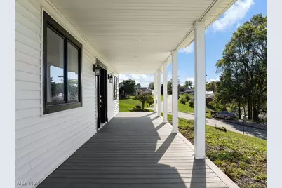 139 Patterson Road, Weirton, WV 26062 - Photo 5