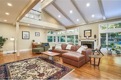 285 Nob Hill Drive, Akron, OH 44303 - Photo 17