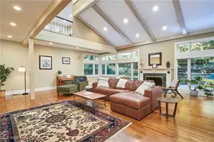 285 Nob Hill Dr, Akron, OH 44303 - Photo 17