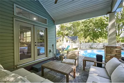 285 Nob Hill Drive, Akron, OH 44303 - Photo 3