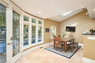 285 Nob Hill Dr, Akron, OH 44303 - Photo 15