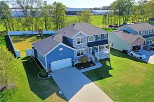 169 Juniper Dr, Columbiana, OH 44408 - Photo 3