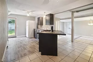 1349 W 87th St, Loveland, OH 44102 - Photo 5