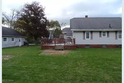1430 39th Street NW, Canton, OH 44709 - Photo 3