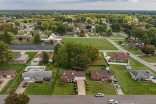 575 Breetz Dr, Campbell, OH 44405 - Photo 35