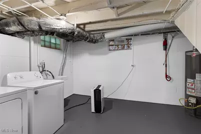 575 Breetz Drive, Campbell, OH 44405 - Photo 25