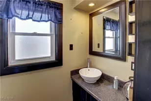 1547 Orchard Grove Ave, Oakwood, OH 44107 - Photo 15